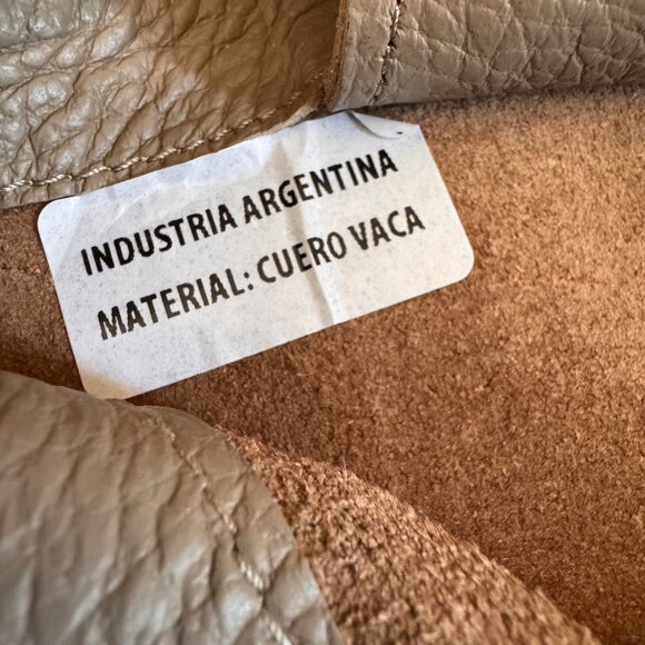 Cuyana Small Carryall Tote - Stone - Picture 6 of 8